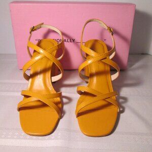 Intentionally Blank Naples Heel Mandarin Sz 37/7 NIB